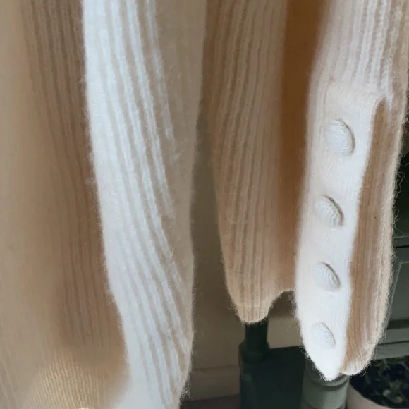 Max Mara Cashmere Sweater EUC - Picture 5 of 14